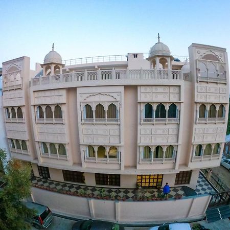 Hotel The Taj Vista Agra- Walking Distance To Taj Mahal Agra  Exterior foto