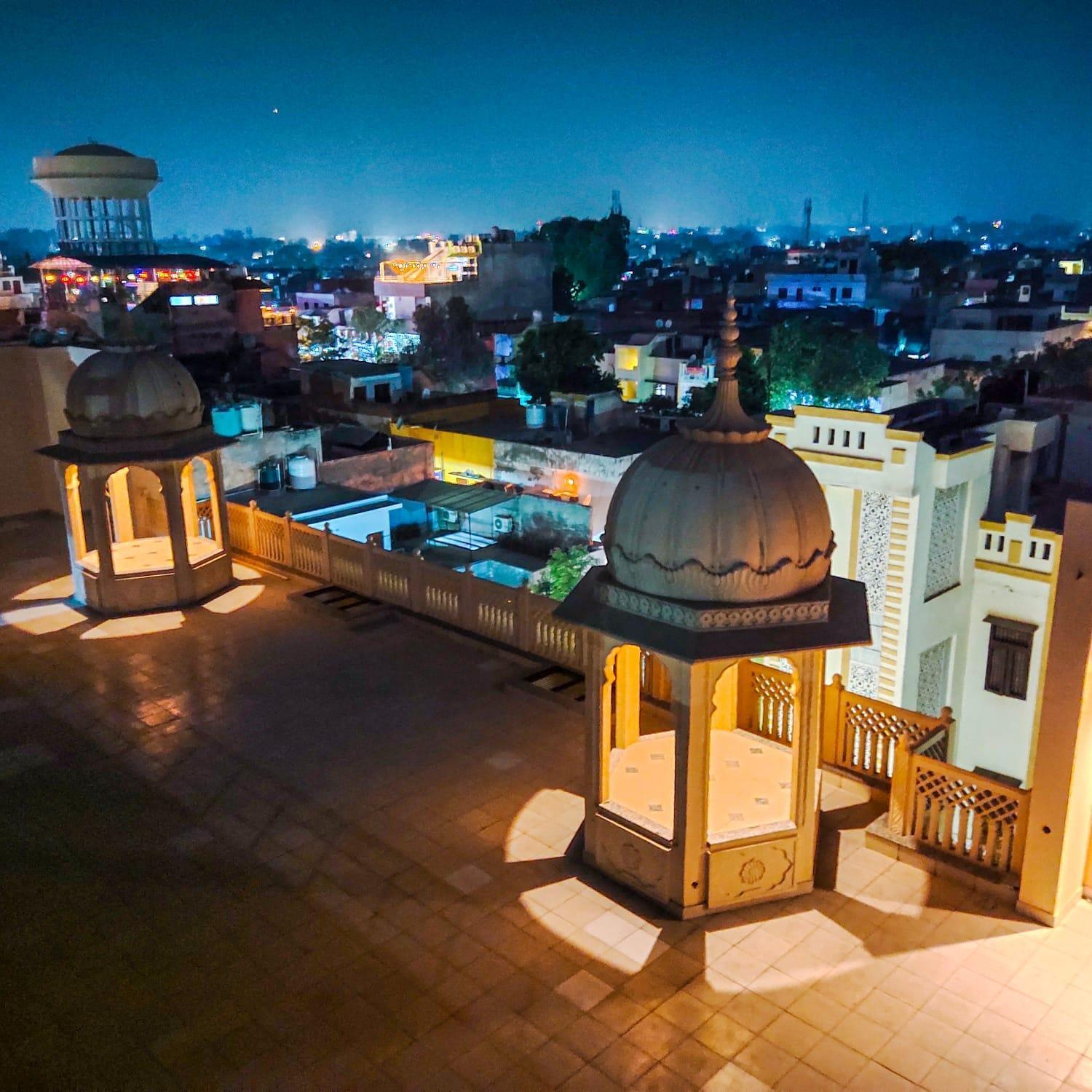Hotel The Taj Vista Agra- Walking Distance To Taj Mahal Agra  Exterior foto